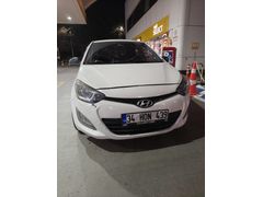 Sahibinden Hyundai i20 1.2 MPI Team 2013 Model