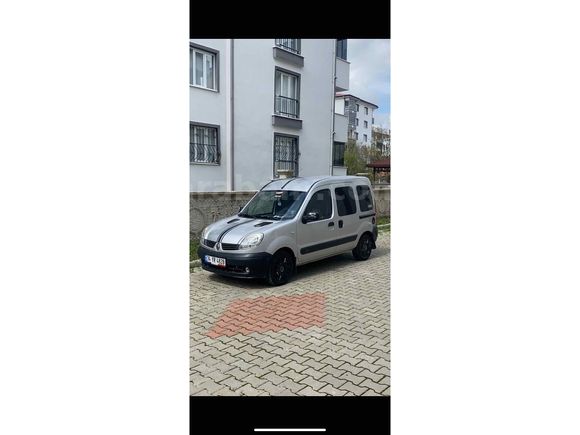 Sahibinden Renault Kangoo Multix 1.5 dCi Authentique 2011 Model 