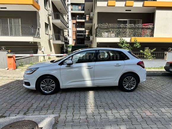 İlk Sahibinden Satılık, Cam Tavanlı, Confort Plus, Yeni Vizeli ve Egzoz muayeneli