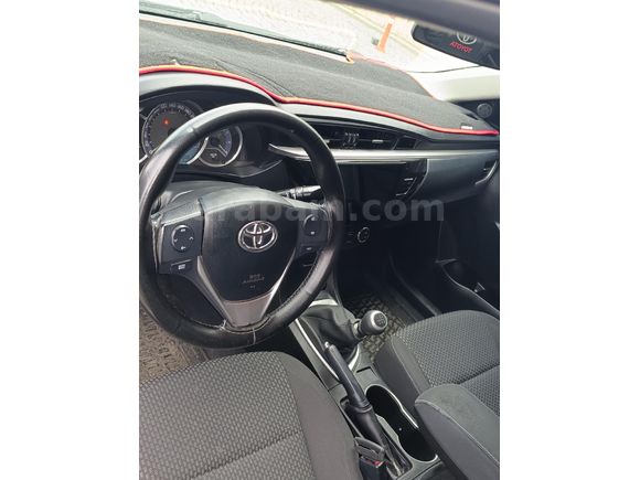Sahibinden Toyota Corolla 1.4 D-4D Advance 2014 Model