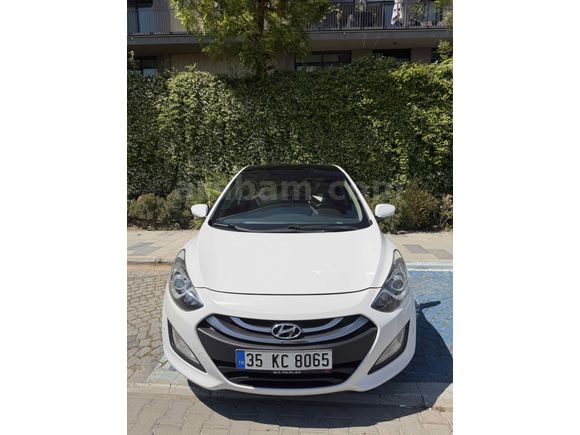 Sahibinden Hyundai i30 1.6 CRDi Elite 2014 Model  155.000 km Beyaz