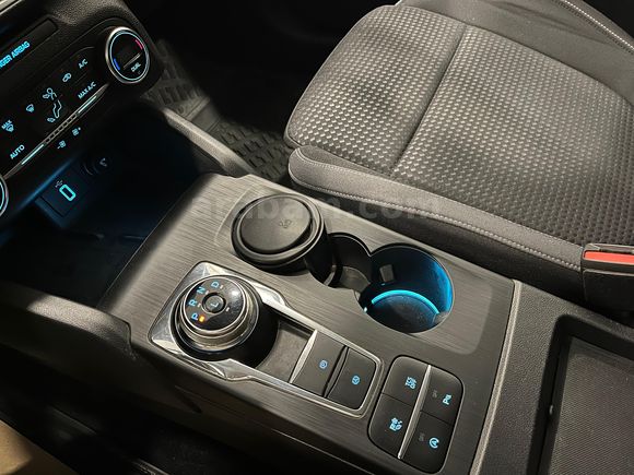 FIRSAT:2020 FOCUS TİTANİUM+G.GÖRÜŞ+KEYLESS+0.99ORAN+K/KTAKSİT