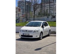 Sahibinden Toyota Auris 1.4 D-4D Comfort Extra 2012 Model