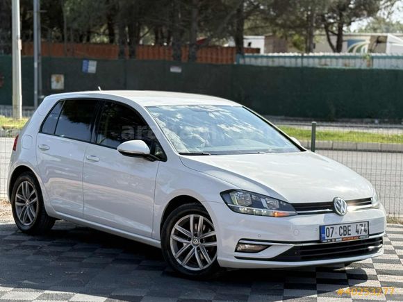2019 MODEL GOLF 7.5 OTOMATİK 1.6TDİ DÜŞÜK KM MÜKEMMEL TEMİZLİKTE