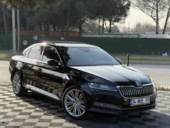 SKODA SUPERB 2.0 MAKAM ARACI MÜKEMMEL TEMZLİKTE4X4 TR'EN UYGUNU