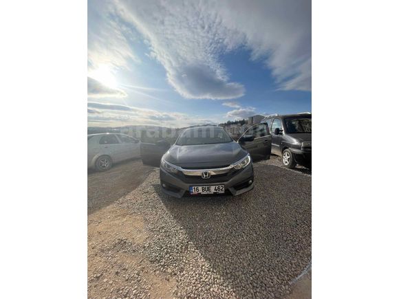 Sahibinden Honda Civic 1.6i DTEC Elegance 2018 Model 