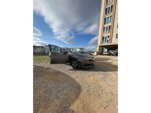 Sahibinden Honda Civic 1.6i DTEC Elegance 2018 Model 