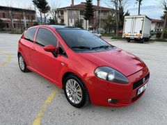 ASLAN MOTORS'DAN İTALYAN TASARIM CAM TAVAN GRANDE PUNTO