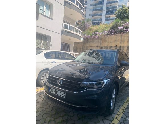 Sahibinden temiz Volkswagen Tiguan 1.5Tsi 2023 Model 