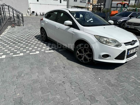 Sahibinden Ford Focus 1.6 Ti-VCT Trend    X 2011 model