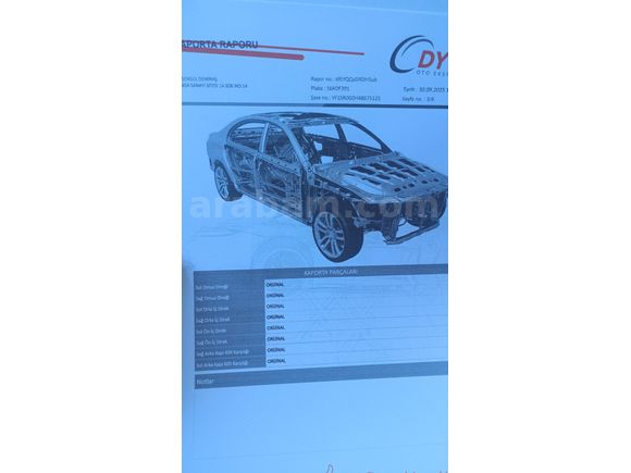 Değişensiz kazasız temiz üst model Clio ile takas olur