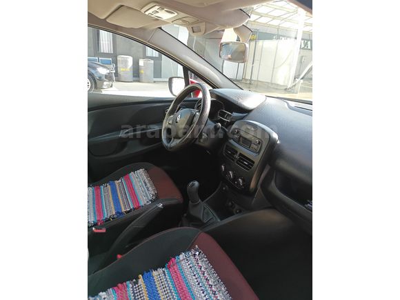 Değişensiz kazasız temiz üst model Clio ile takas olur