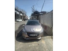 Sahibinden Cam tavanlı otomatik vites Peugeot 208