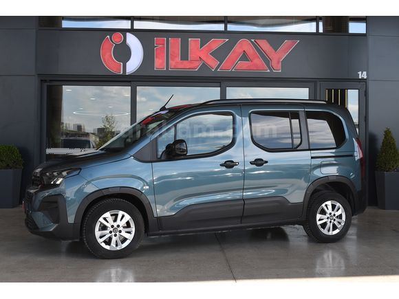 İLKAY'DAN 2025 PEUGEOT RİFTER ALLURE 1.5 BLUEHDİ 130BG 33.000 KM