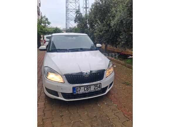 Sahibinden Skoda Fabia 1.2 Ambiente 2011 Model