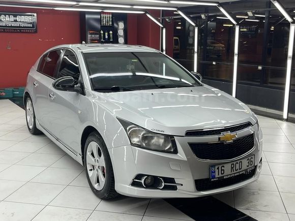 Sahibinden Chevrolet Cruze 1.6 WTCC Edition 2012 Model Bursa 200.000 km Gri (Gümüş)