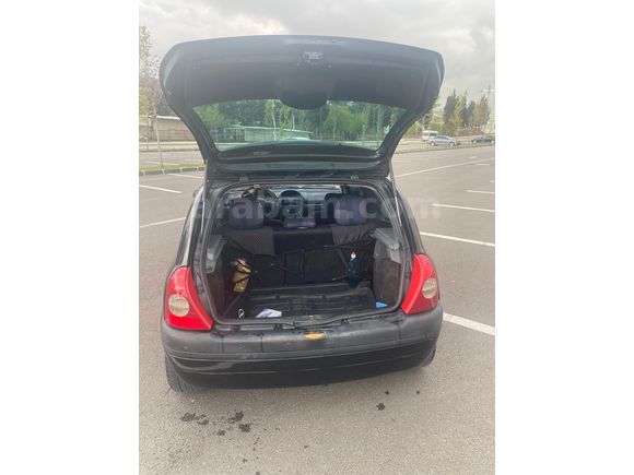 Acilinden Renault Clio 1.6 16v RXT 2000 Model