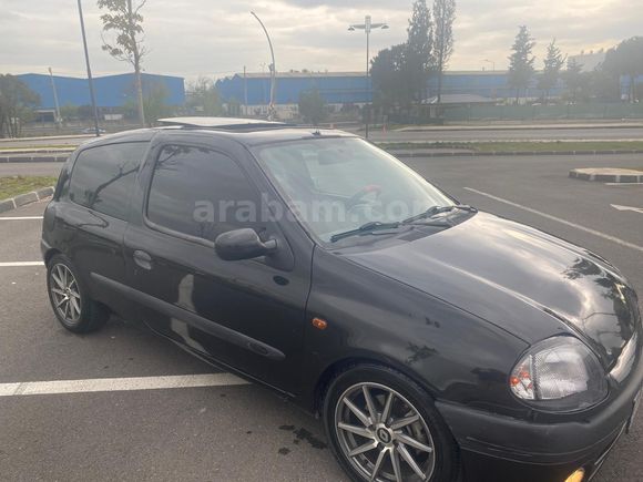 Acilinden Renault Clio 1.6 16v RXT 2000 Model