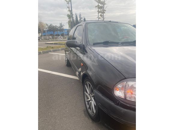Acilinden Renault Clio 1.6 16v RXT 2000 Model