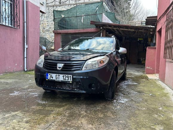 Sahibinden Dacia Sandero 1.4 Ambiance 2011 Model