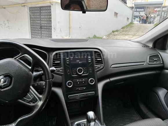 Sahibinden Renault Megane 1.5 Blue DCI Touch 2020 Model 