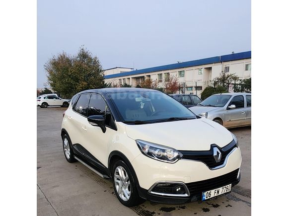 Sahibinden Renault Captur 1.2 TCe Icon 2015 Model  125.000 km Bej
