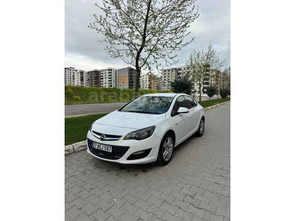 Sahibinden Opel Astra 1.3 CDTI Edition 2014 Model  257.000 km Beyaz