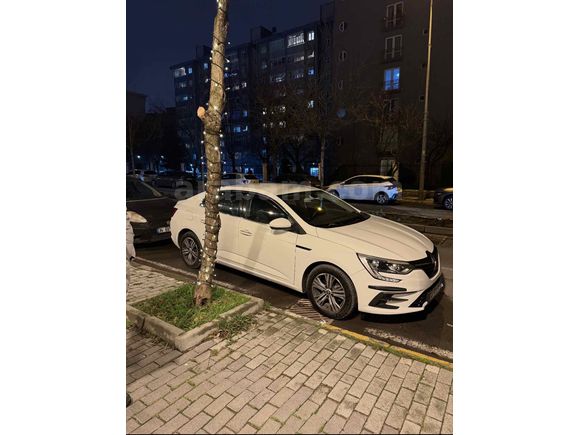 Sahibinden Renault Megane 1.3 TCe Touch 2023 Model 