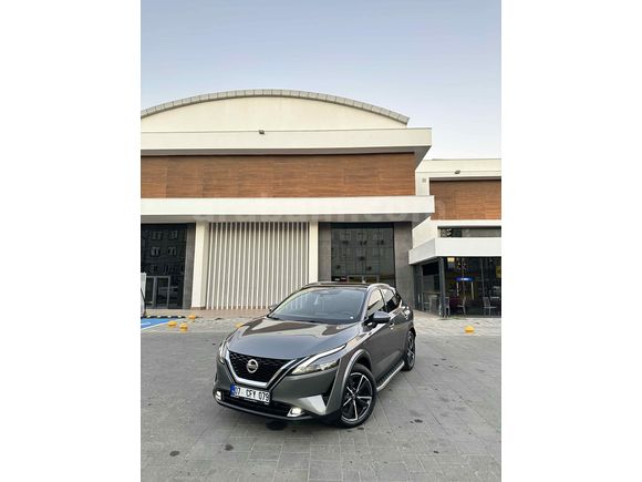 Sahibinden Nissan Qashqai 1.3 DIG-T Sky Pack 2022 Model 