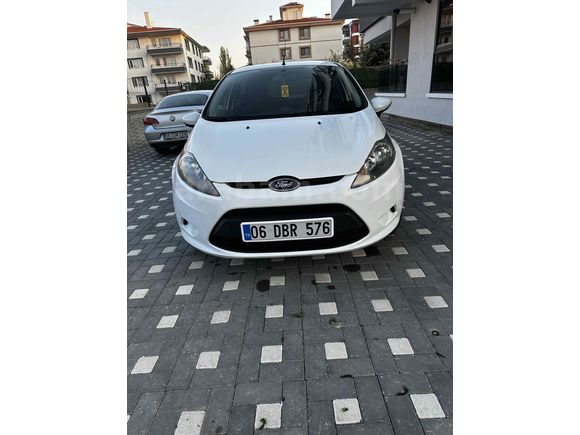 Sahibinden Ford Fiesta 1.4 TDCi Trend 2012 Model 