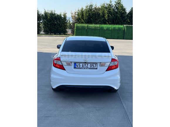 Sahibinden Honda Civic 1.6i VTEC Dream 2013 Model 