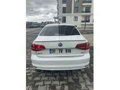 Sahibinden Volkswagen Jetta 1.6 TDi Comfortline 2014 Model 2015 CIkışlı temiz  