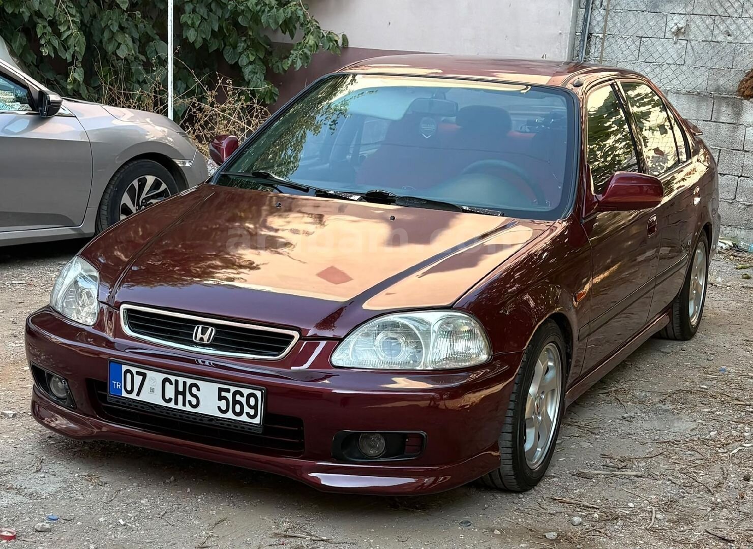 Sahibinden Honda Civic 1.6 i ES 1999 Model Antalya 367.000 km Bordo 3