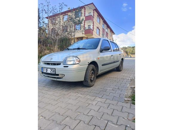Sahibinden Renault Clio 1.4 RNA 2000 Model