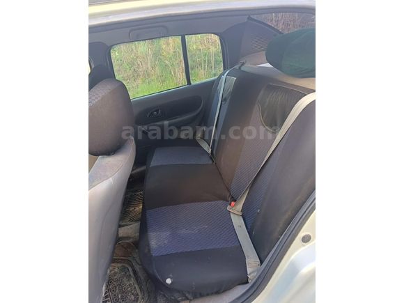 Sahibinden Renault Clio 1.4 RNA 2000 Model