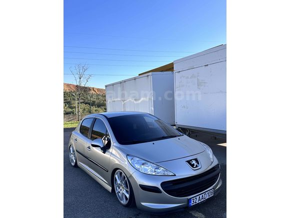 Sahibinden Peugeot 207 1.4 HDi Trendy 2007 Model  241.000 km Gri (Gümüş)