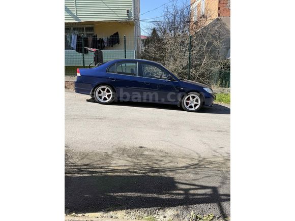 Sahibinden Honda Civic 1.6i VTEC ls 2004 Model  259.000 km Lacivert