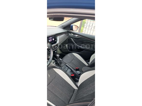 SKODA KAMİQ CAM TAVAN
