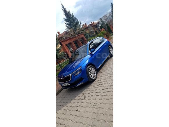 SKODA KAMİQ CAM TAVAN