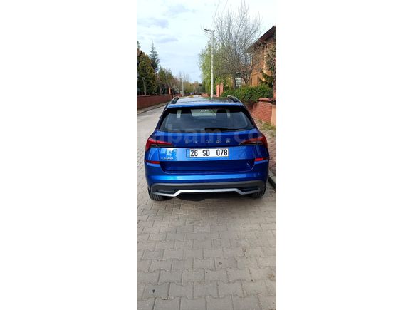 SKODA KAMİQ CAM TAVAN