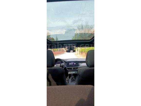 SKODA KAMİQ CAM TAVAN