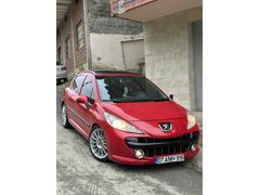 Sahibinden Peugeot 207 1.4 90bg Trendy  sanroflu rc yavrusu