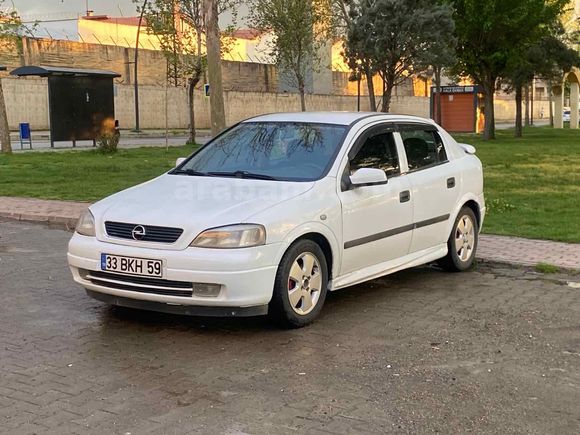 Galeriden Opel Astra 1.6 Classic 2006 Model Batman