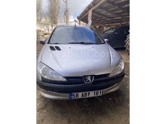 Sahibinden Peugeot 206 1.6 XT 2001 Model 