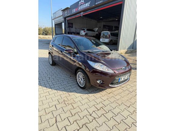 Sahibinden Ford Fiesta 1.4 Titanium 2011 Model 