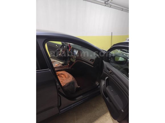 Sahibinden Renault Megane 1.5 Blue DCI Touch 2025 Model