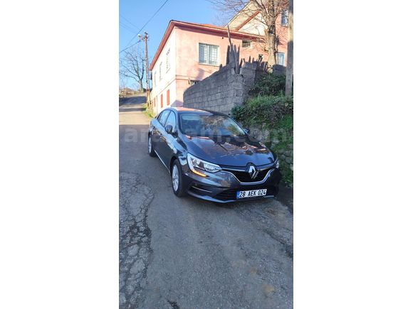 Sahibinden Renault Megane 1.5 Blue DCI Touch 2025 Model