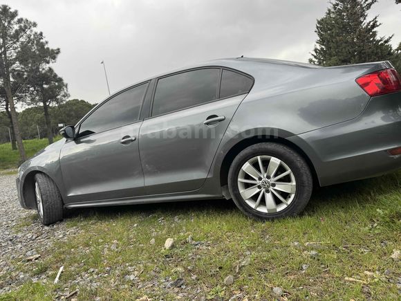 Acilll sahibinden  düşük km li jetta