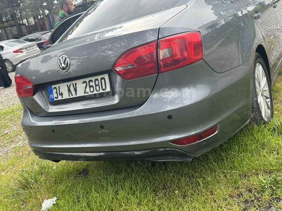 Acilll sahibinden  düşük km li jetta