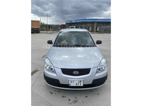 Sahibinden Kia Rio 1.5 CRDi Trend 2009 Model 